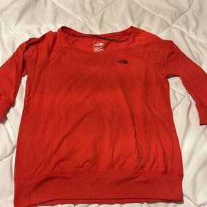 Women’s 3/4 Sleeve North Face Shirt